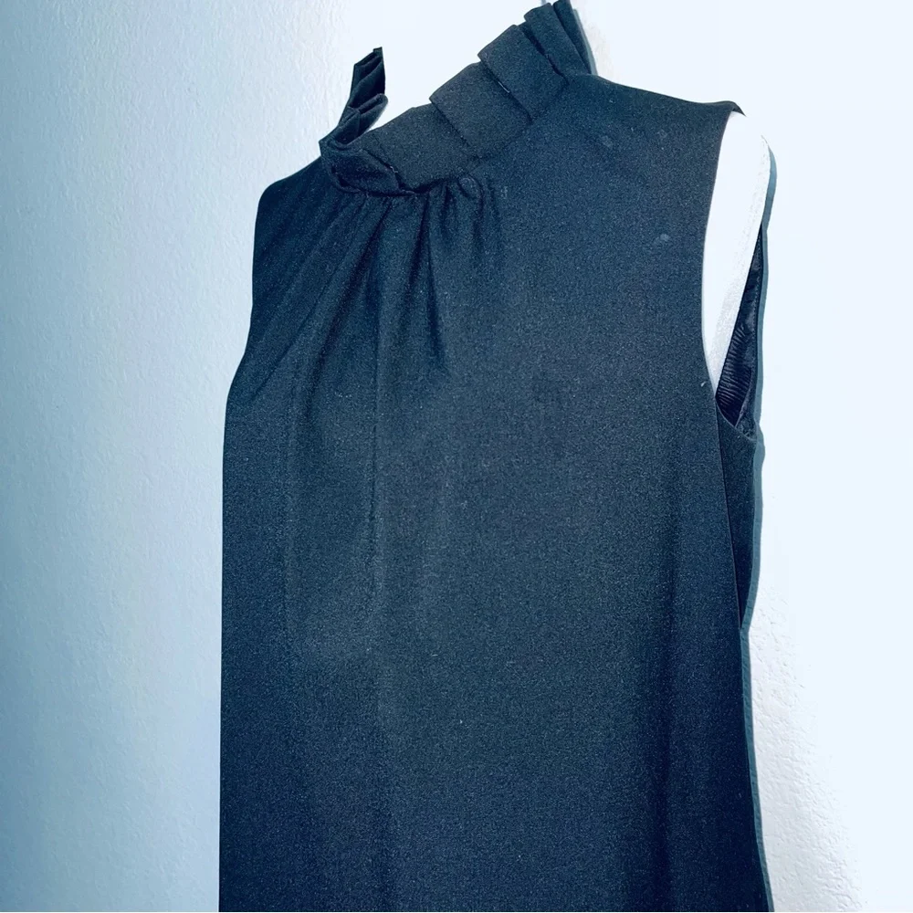 CALVIN KLEIN Black Dress sleeveless high neckline and button back - Picture 4 of 16